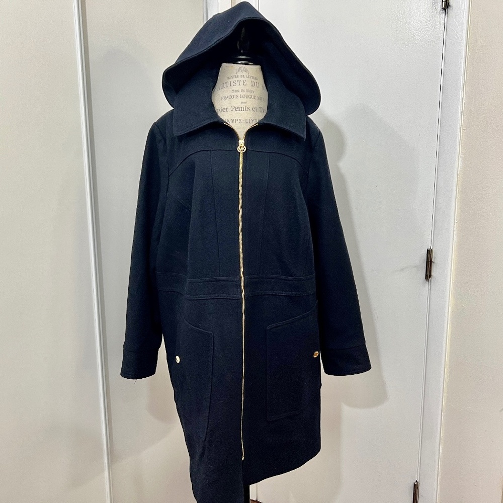 Michael Kors Wool Zippered Coat w Hood Size 2 X Black - warm and cozy!